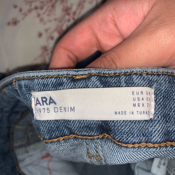 Zara jeans - Picture 2 of 2